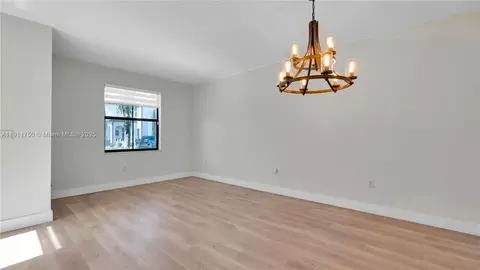 Living - 10547 W 34th Ct, Hialeah, FL 33018 photo 1 of 7