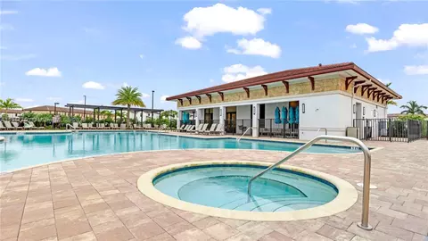 Exterior - 10547 W 34th Ct, Hialeah, FL 33018 photo 8 of 11