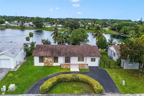 16220 SW 109th Ave, Miami, FL 33157