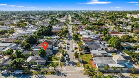 View/Area - 580 E 44th St, Hialeah, FL 33013 photo 3 of 9
