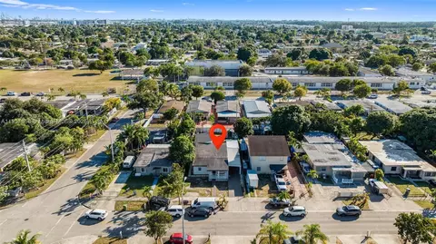 View/Area - 580 E 44th St, Hialeah, FL 33013 photo 2 of 9