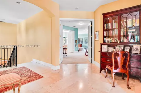 Entry Way - 550 Harbor Dr, Key Biscayne, FL 33149 photo 5 of 6