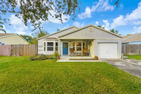 12911 SW 17th Pl, Davie, FL 33325