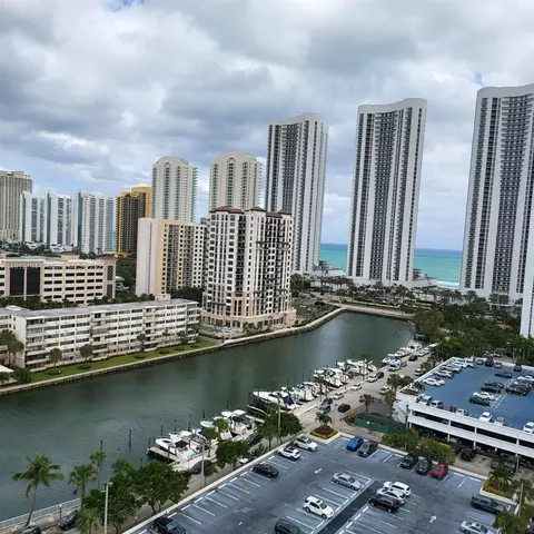 300 Bayview Dr #1611, Sunny Isles Beach, FL 33160
