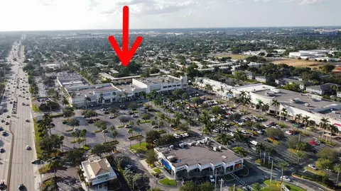 5174 NE 6th Ave #520, Oakland Park, FL 33334