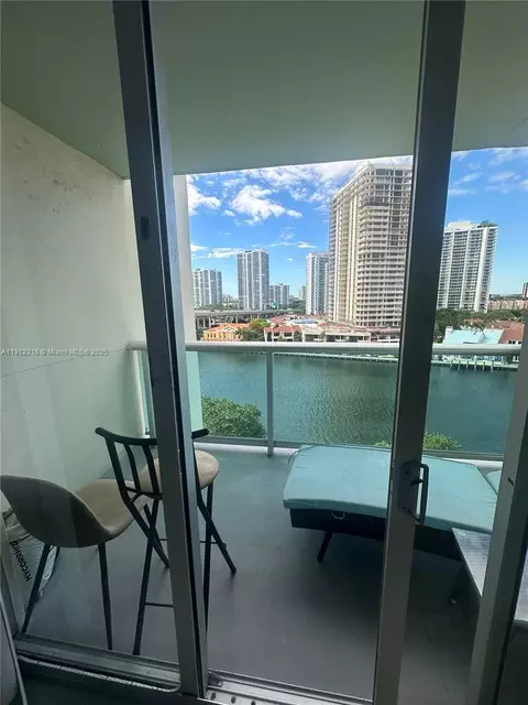 19390 Collins Ave #1019, Sunny Isles Beach, FL 33160