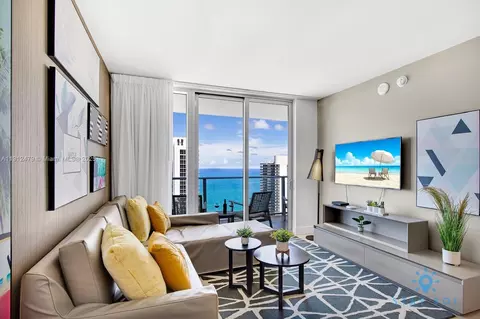 Undisclosed, Hollywood, FL 33019