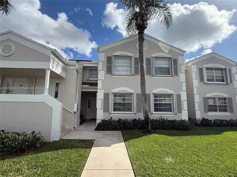 2203 SE 27th Dr #102-A, Homestead, FL 33035
