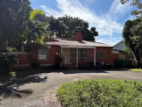 4300 SW 11th St, Miami, FL 33134