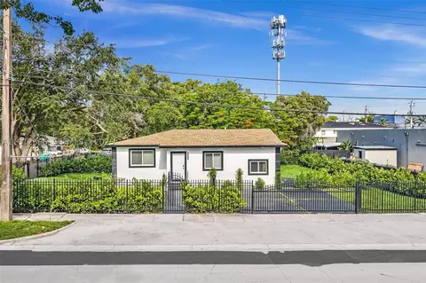 5850 NE 3rd Ave, Miami, FL 33137