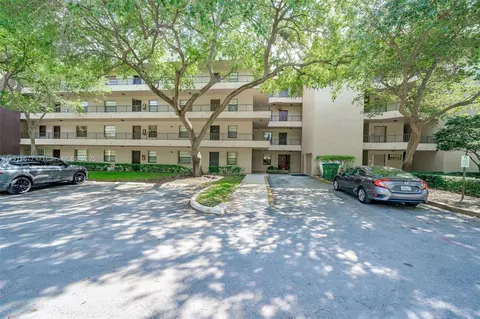 10501 W Broward Blvd #104, Plantation, FL 33324