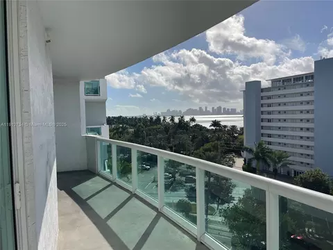 7900 Harbor Island Dr #720, North Bay Village, FL 33141