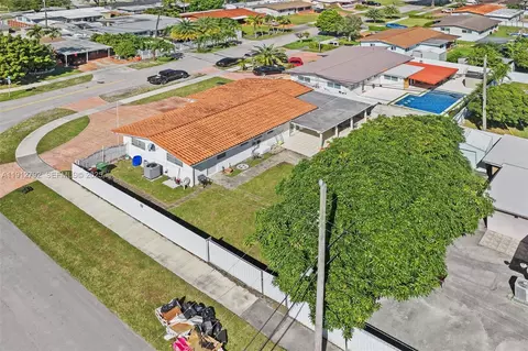 View/Area - 5355 W 5th Ln, Hialeah, FL 33012 photo 2 of 5