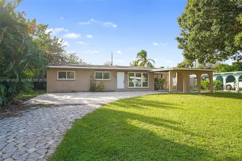 2419 NW 8th Ave, Wilton Manors, FL 33311