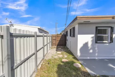 Exterior - 342 W 37th St, Hialeah, FL 33012 photo 2 of 4