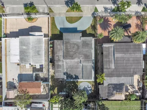 View/Area - 342 W 37th St, Hialeah, FL 33012 photo 1 of 2