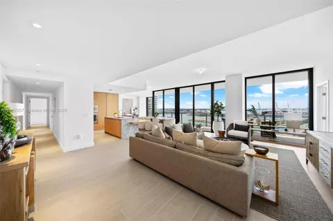 500 Alton Rd #2303, Miami Beach, FL 33139