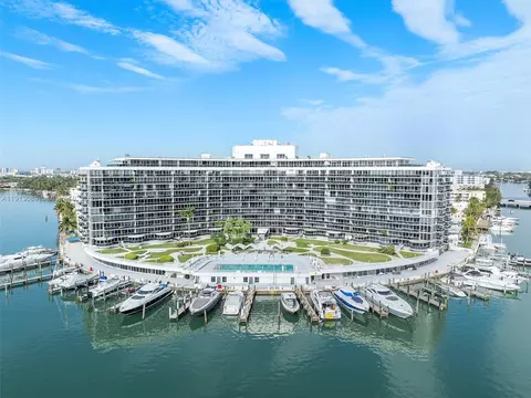 900 Bay Dr #624-622-620, Miami Beach, FL 33141