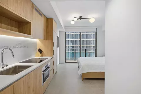 11 NE 6th St #1906, Miami, FL 33132