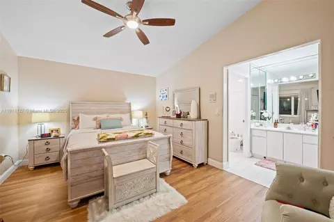 Bedroom - 7416 W 32nd Ave, Hialeah, FL 33018 photo 2 of 5