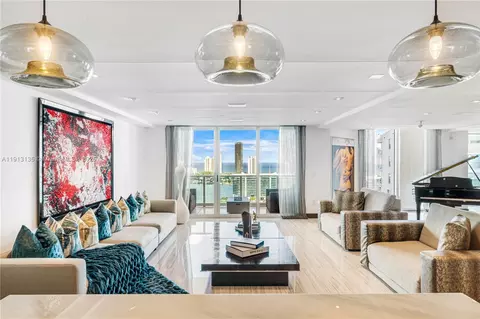 3301 NE 183rd St #PH 3007/3008, Aventura, FL 33160
