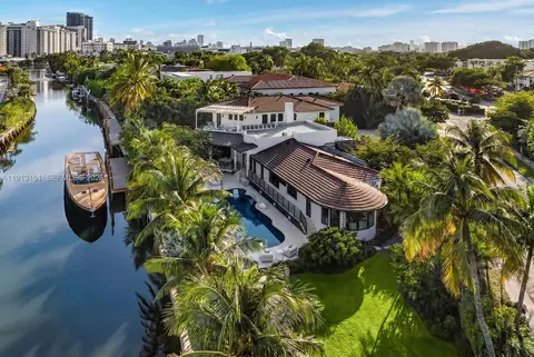 2801 Flamingo Dr, Miami Beach, FL 33140