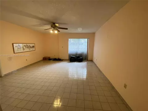 Living - 750 SE 3rd Pl, Hialeah, FL 33010 photo 4 of 4