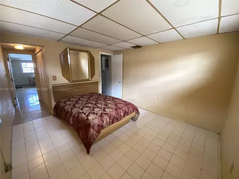 Bedroom - 750 SE 3rd Pl, Hialeah, FL 33010 photo 5 of 5