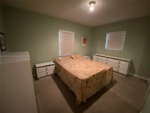 Bedroom - 750 SE 3rd Pl, Hialeah, FL 33010 photo 3 of 5
