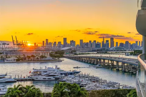 450 Alton Rd #805, Miami Beach, FL 33139