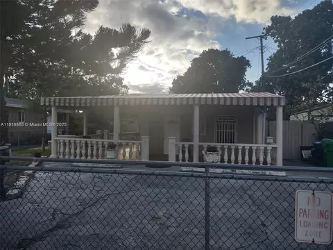 6422 NW 29th Ave, Miami, FL 33147