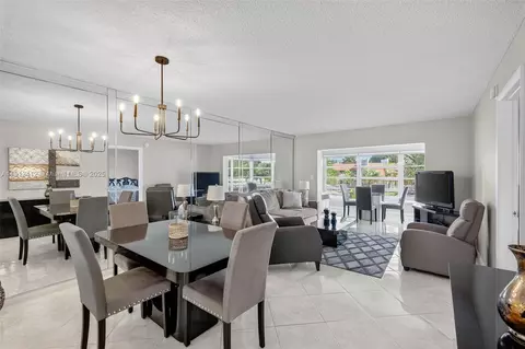 2991 NW 46th Ave #202, Lauderdale Lakes, FL 33313