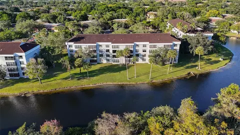 4133 S Carambola Cir S #G203, Coconut Creek, FL 33066