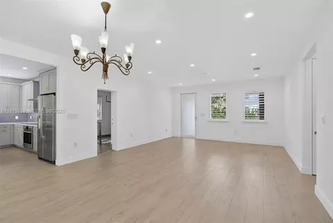 Living - 11199 SW 78th Ct, Pinecrest, FL 33156 photo 6 of 7