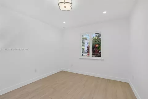 Bedroom - 11199 SW 78th Ct, Pinecrest, FL 33156 photo 12 of 14