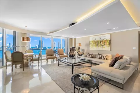 2600 Island Blvd #1605, Aventura, FL 33160