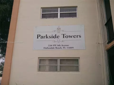 220 SW 9th Ave #519, Hallandale Beach, FL 33009