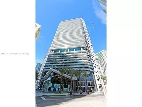 1300 Brickell Bay Dr #2400, Miami, FL 33131