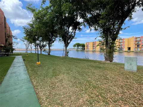 4719 NW 7th St #109-11, Miami, FL 33126