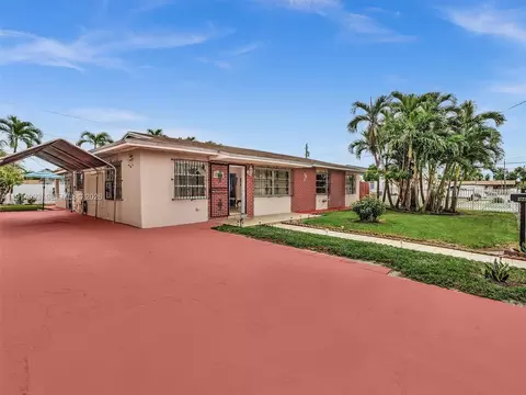 17231 NW 53rd Pl, Miami Gardens, FL 33055
