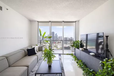 1750 N Bayshore Dr #4312, Miami, FL 33132