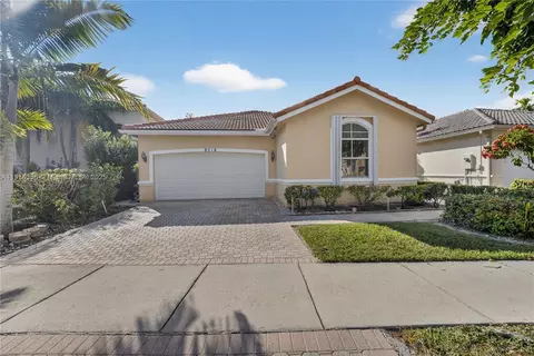 9518 NW 47th Ter, Doral, FL 33178