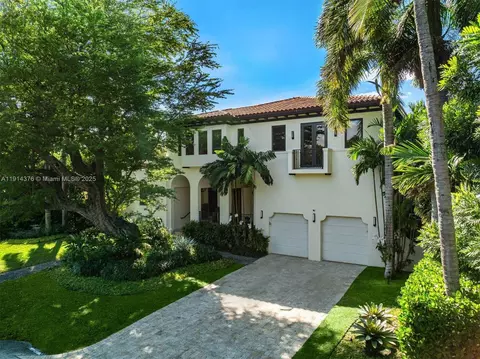320 Atlantic Rd, Key Biscayne, FL 33149