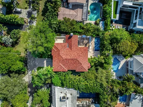 View/Area - 320 Atlantic Rd, Key Biscayne, FL 33149 photo 3 of 3