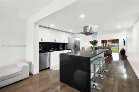 1100 SW 130th Ave #112H, Pembroke Pines, FL 33027