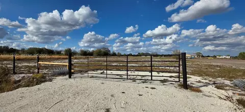 16525 NW 260 St, Okeechobee, FL 34972