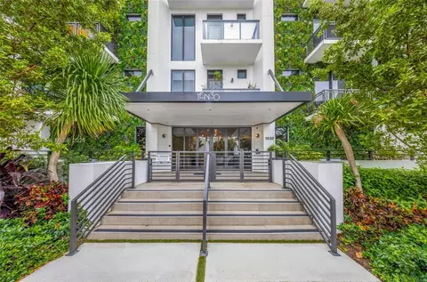 1030 15th St #306, Miami Beach, FL 33139