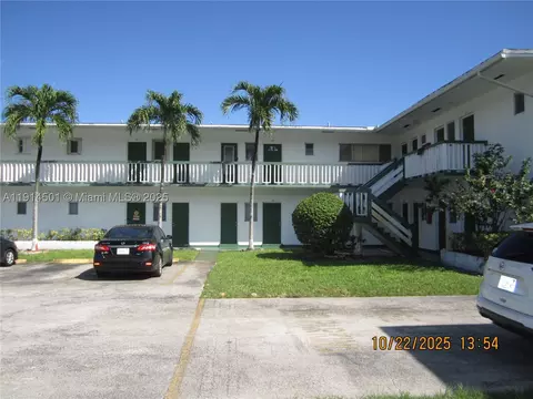 6730 Arbor Dr #208, Miramar, FL 33023