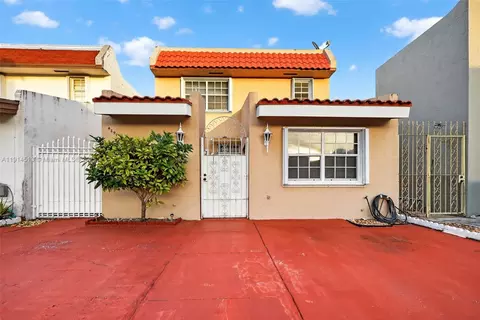 4291 W 10th Ct, Hialeah, FL 33012