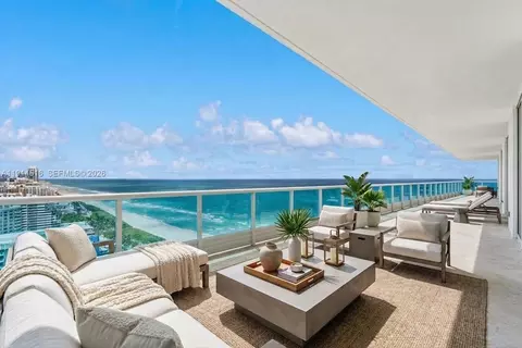 5025 Collins Ave #PH-1, Miami Beach, FL 33140